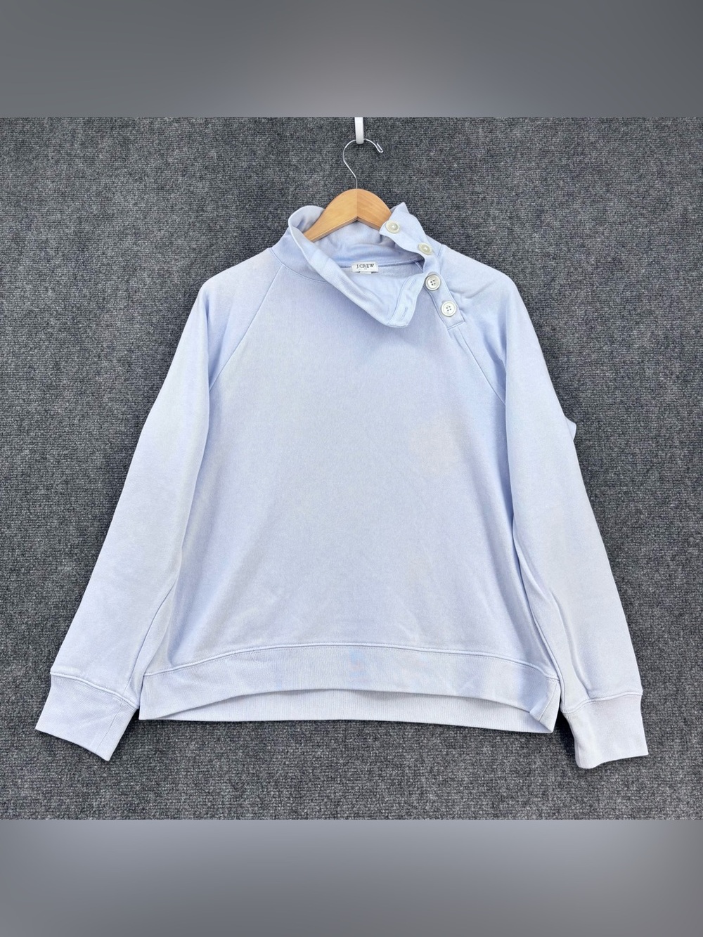 J Crew Light Blue Coastal Grandma Wide Button Collar Pullover Sweatshirt Size L